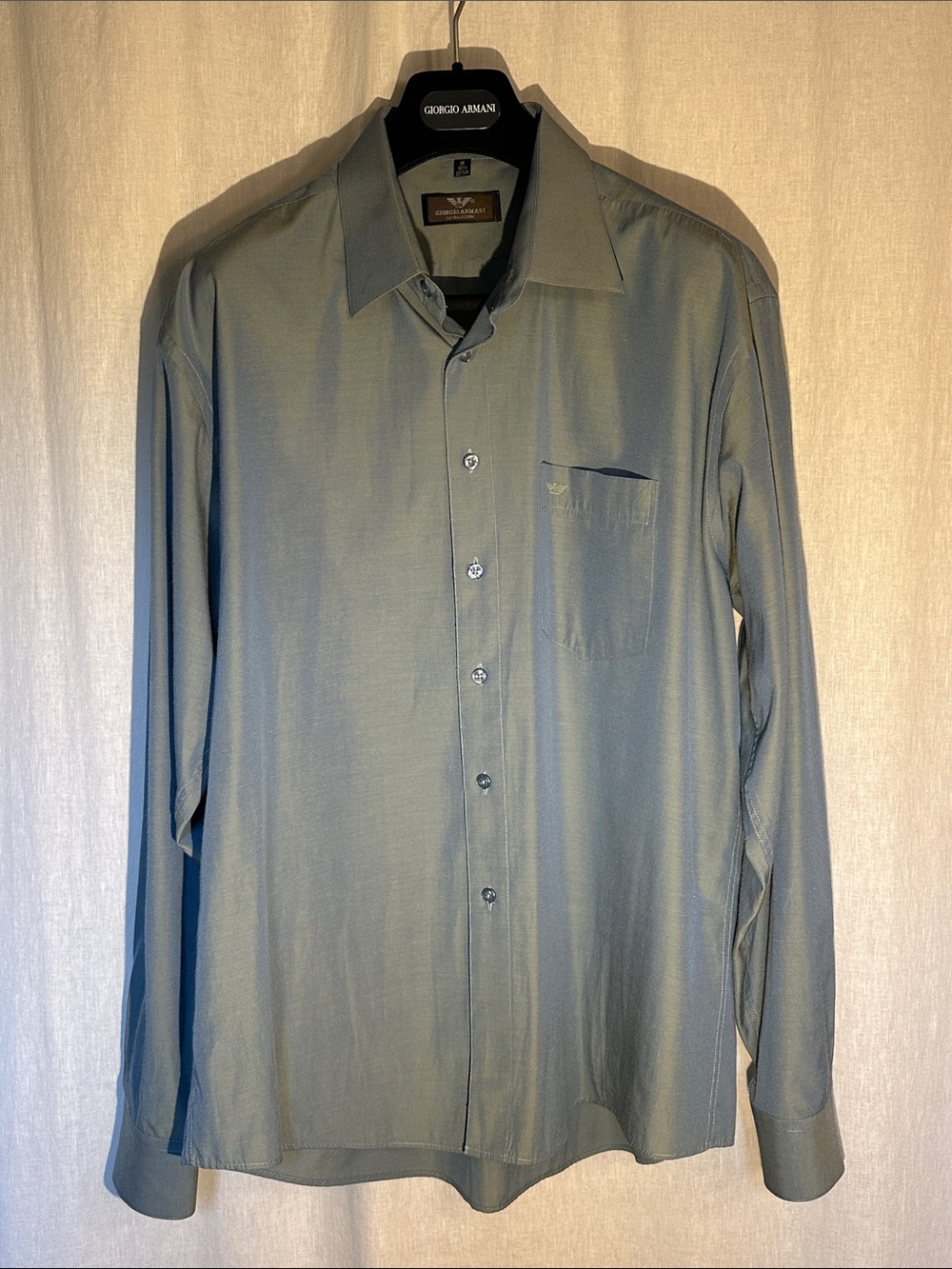 Giorgio Armani Collezioni Men's Long-Sleeve Button-Up Shirt Size L / 17